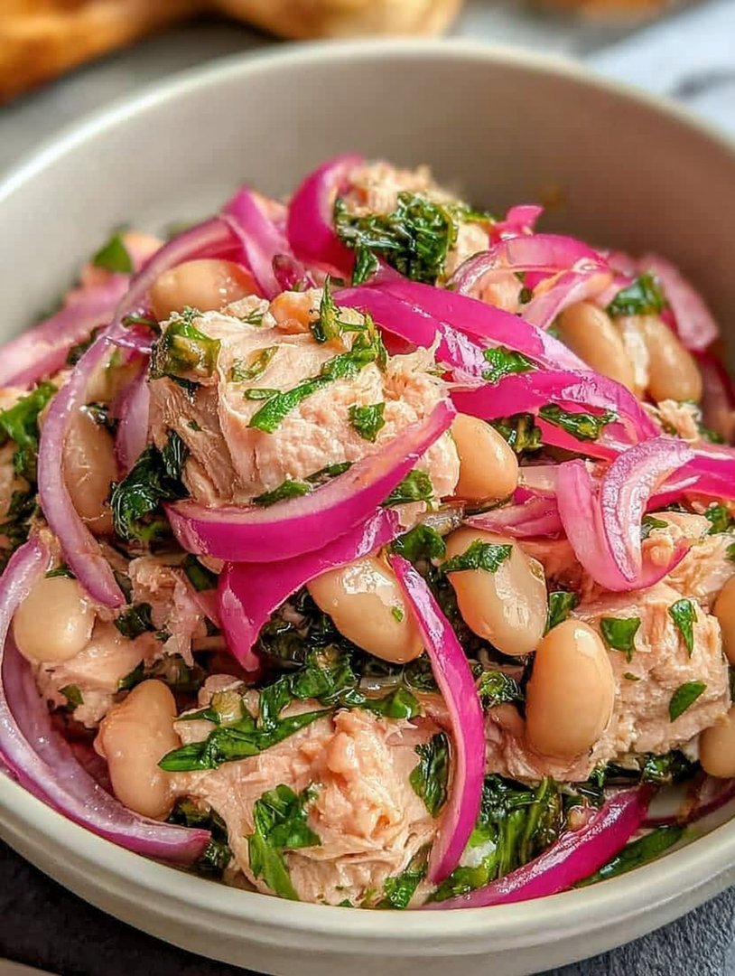 Thunfisch Weiße Bohnen Salat mit Eingelegten Roten Zwiebeln image 2